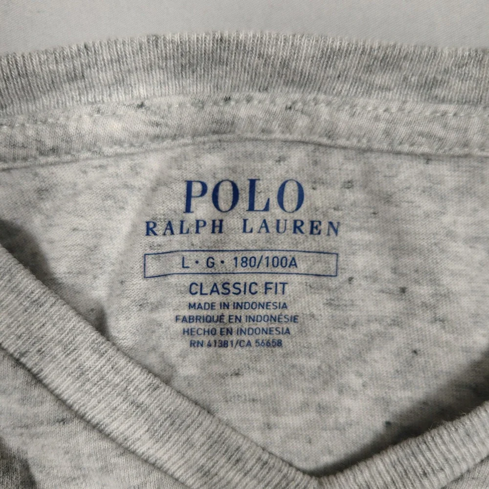 Polo Ralph Lauren T-Shirt Mens L Gray V-Neck Classic Fit Solid Cotton Tee